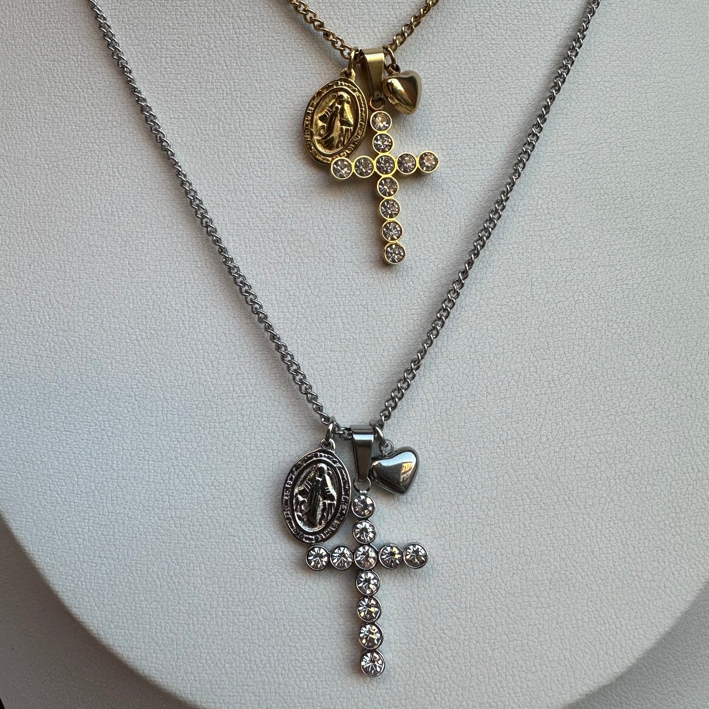 Collana Trinity