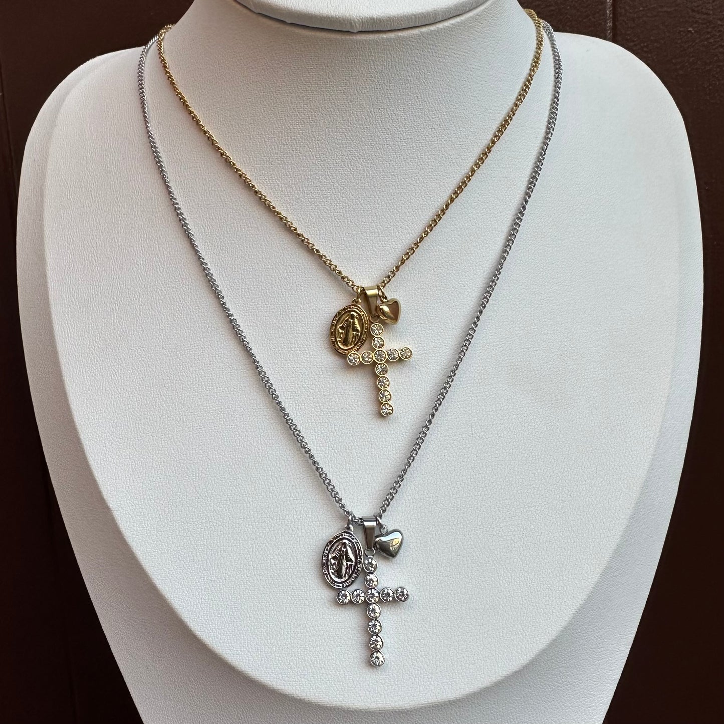 Collana Trinity