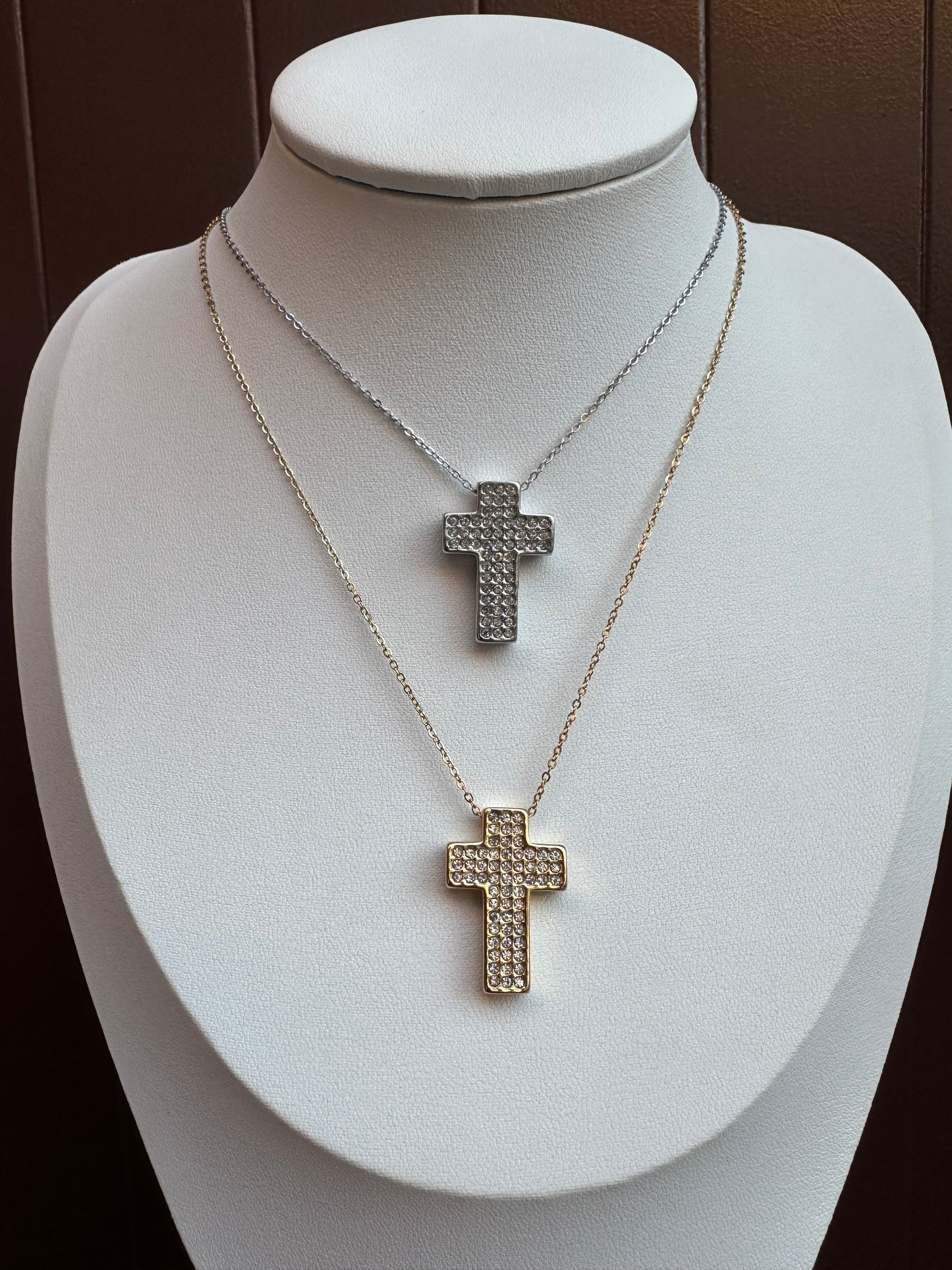 Collana Croce piatta