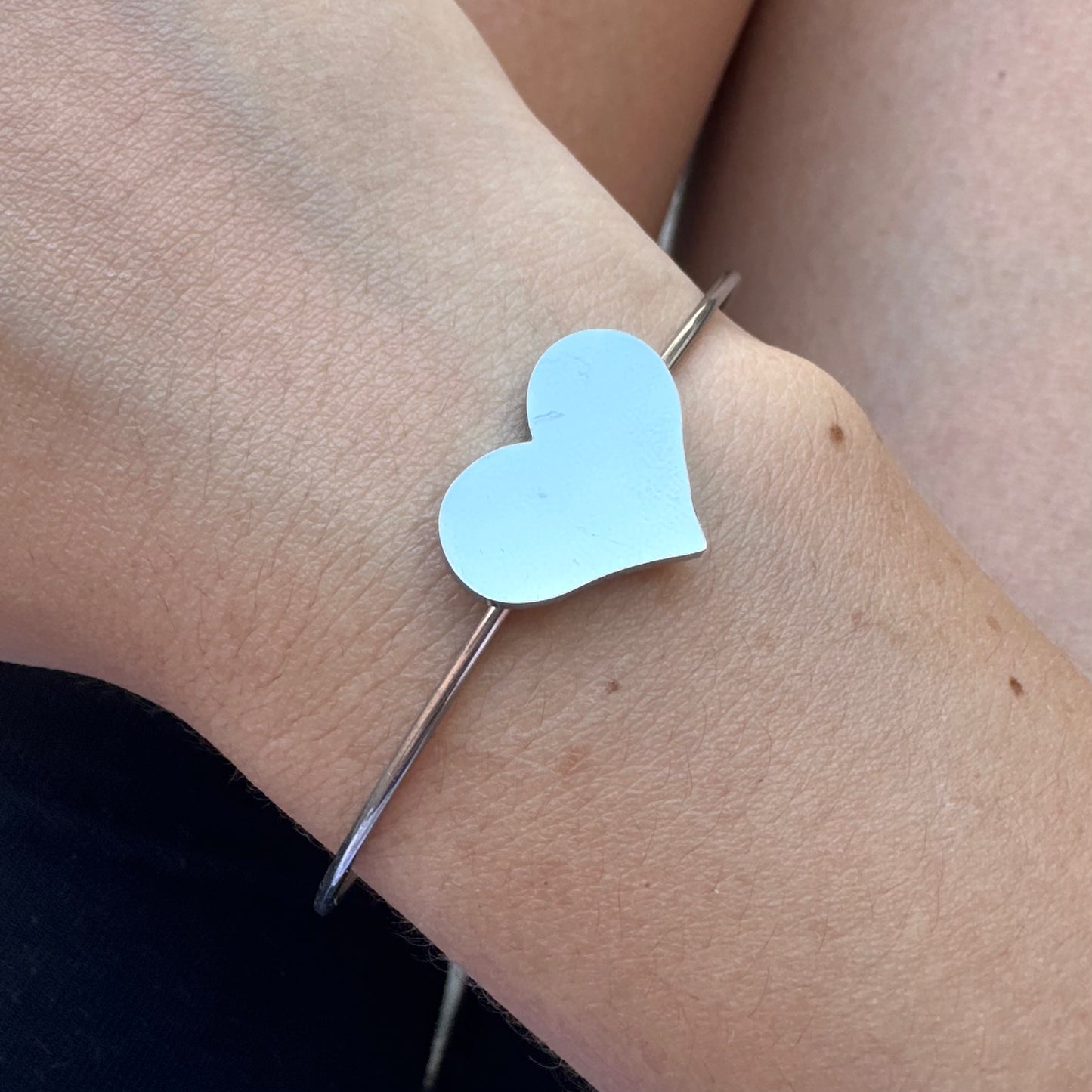 Bracciale rigido Cuore