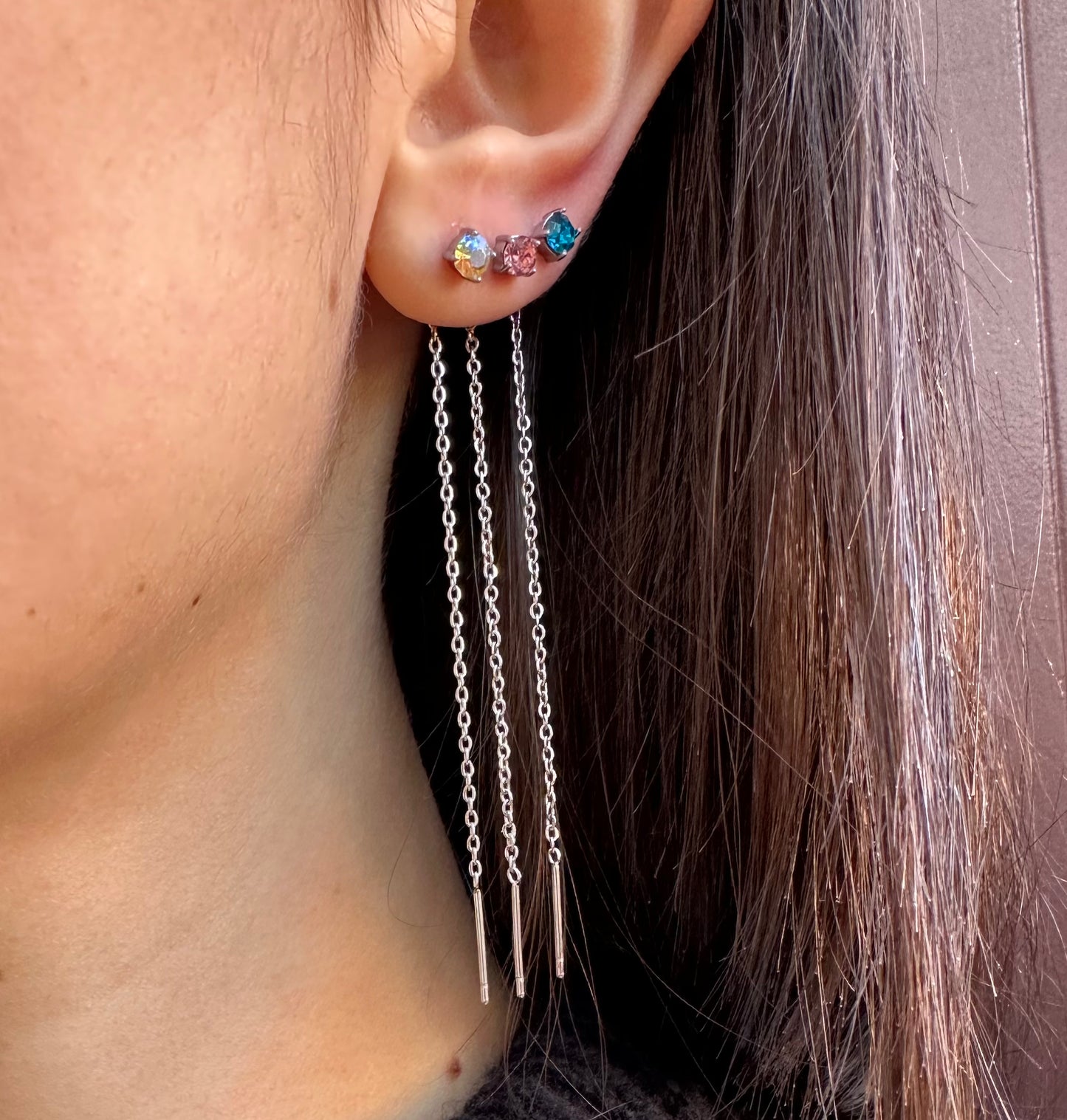 Mono-orecchini Niddle zircone