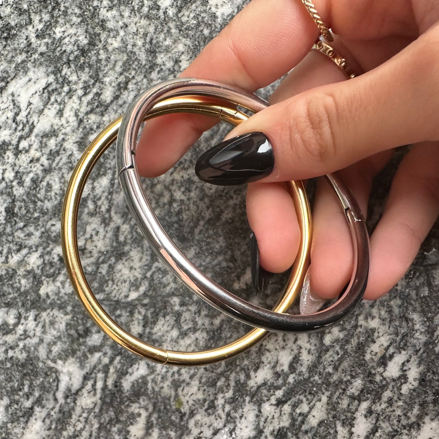 Bracciale rigido