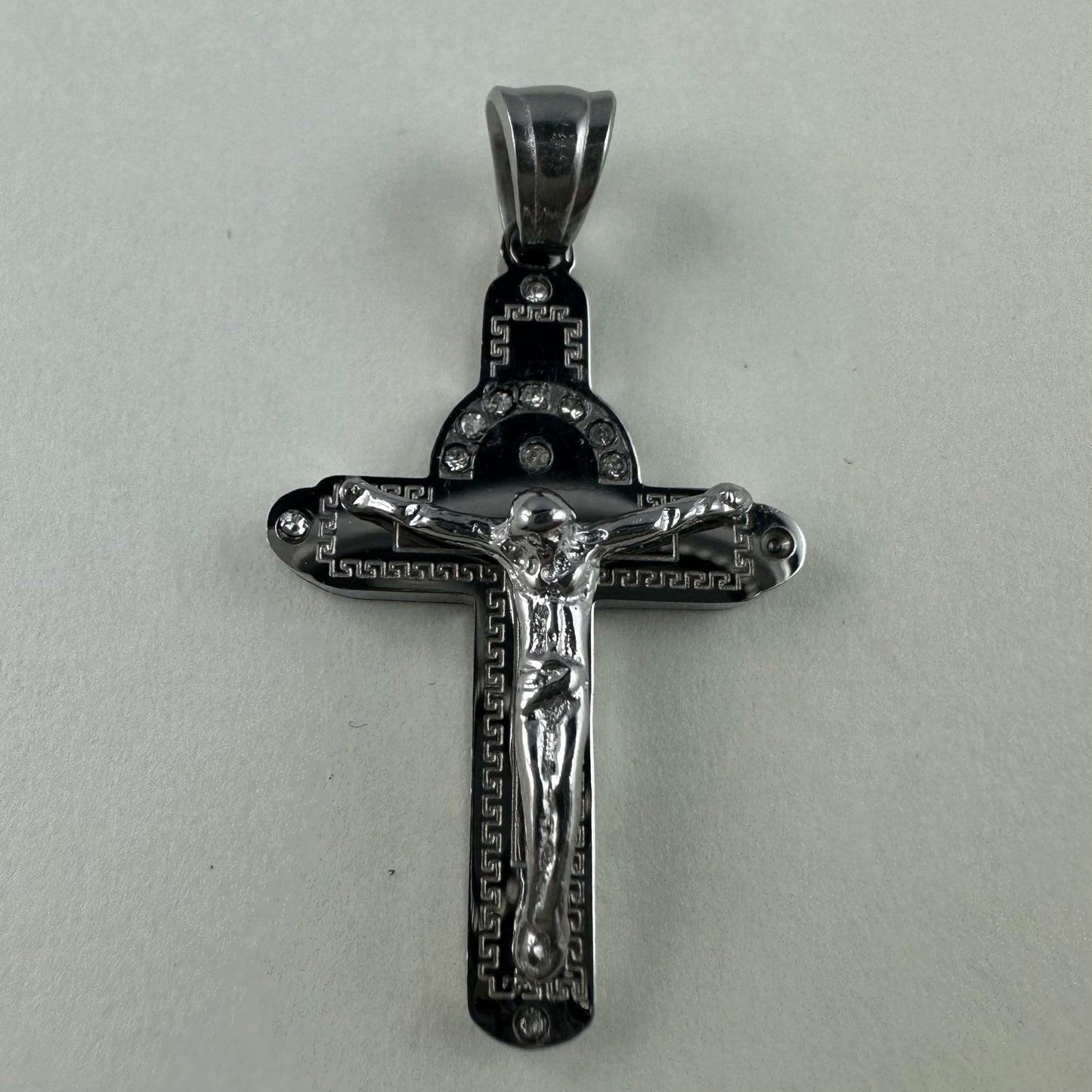 Ciondolo Christus con brillantini