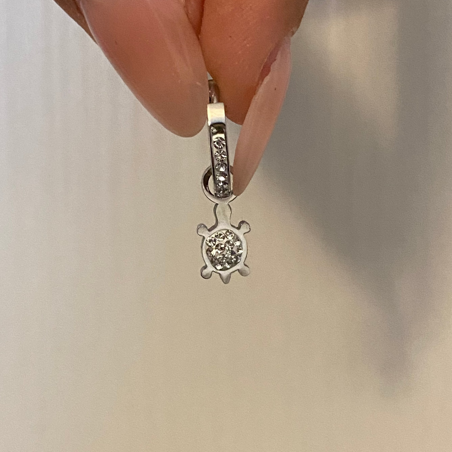 Mono-orecchini Tartaruga strass