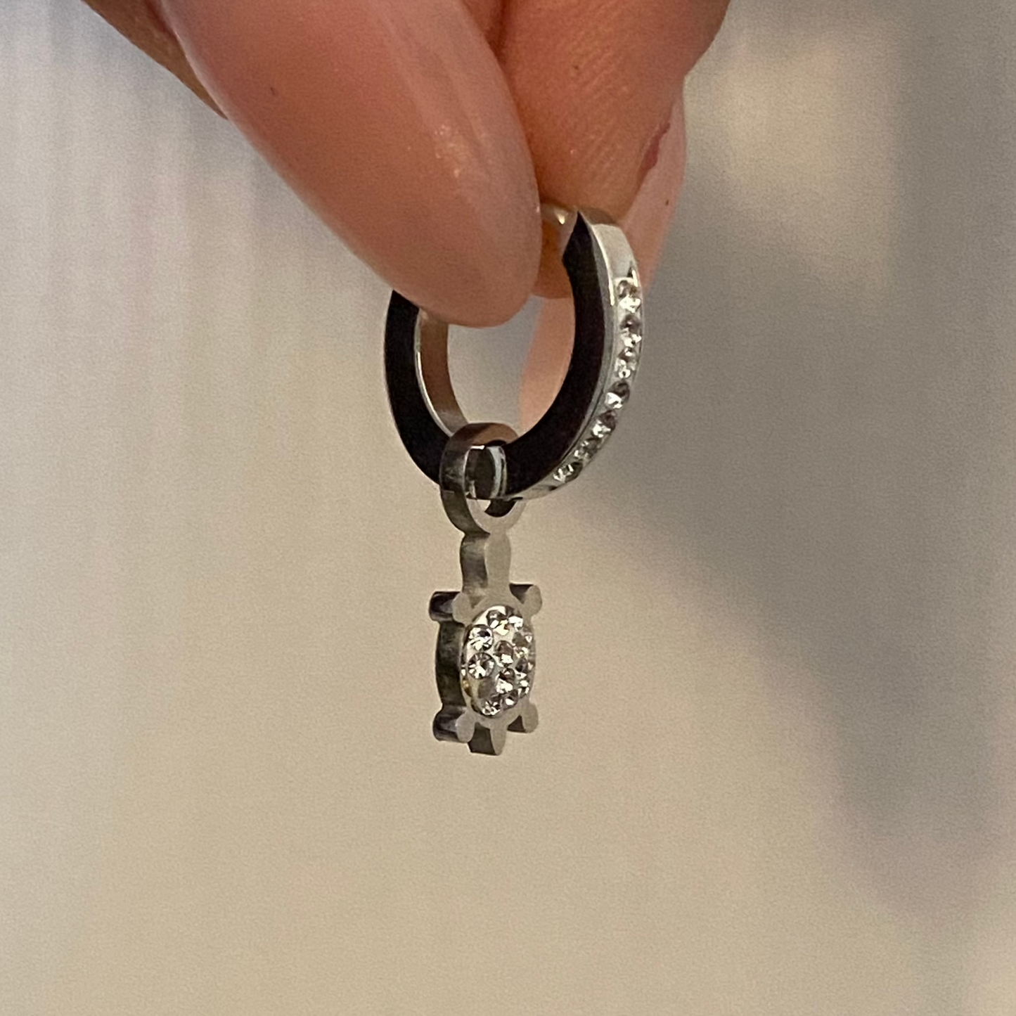 Mono-orecchini Tartaruga strass