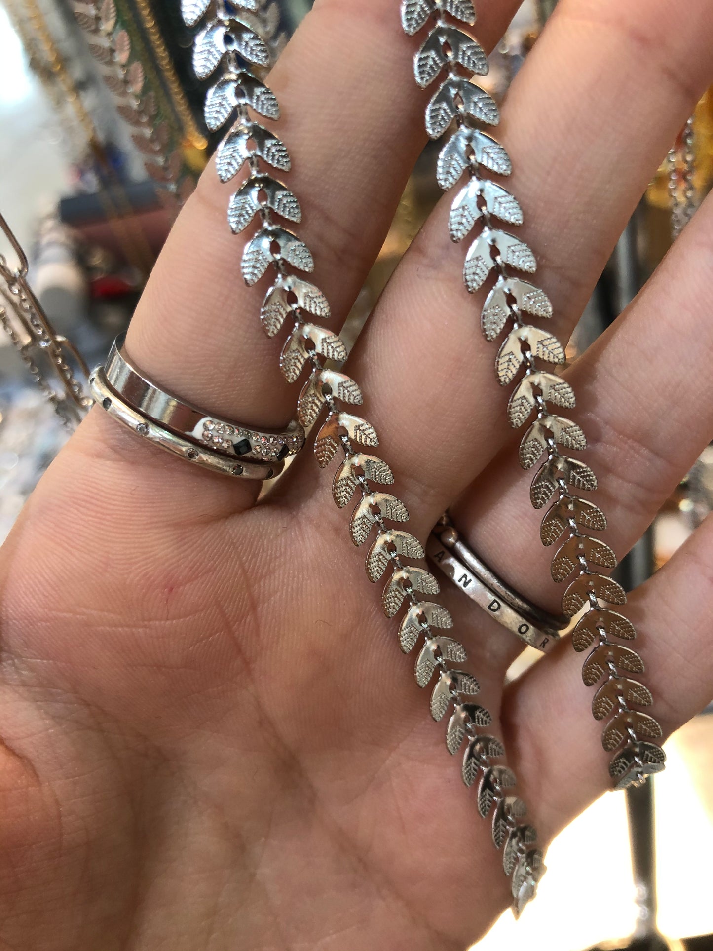 Collana Foglie