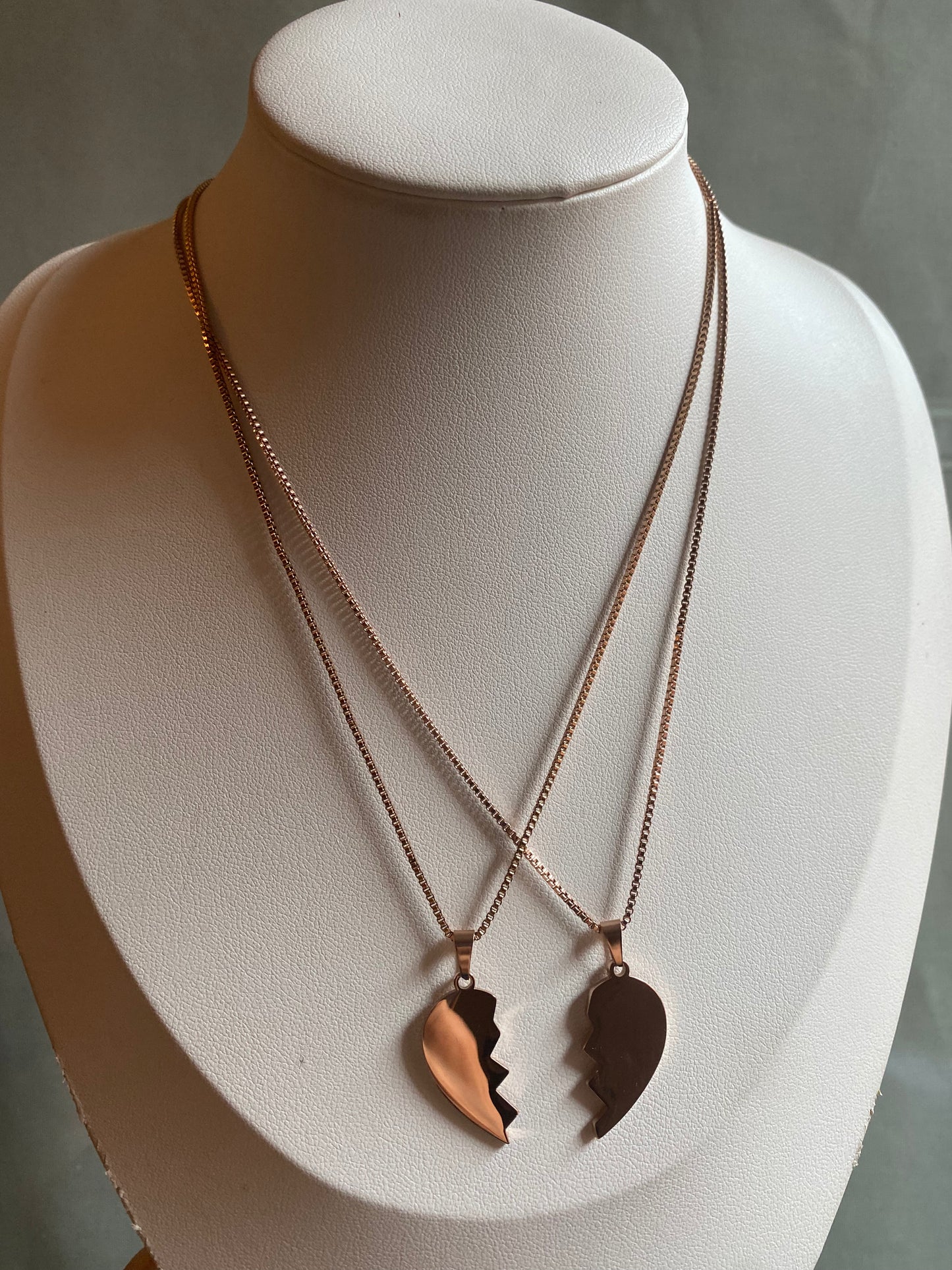 Collana con cuore spezzato