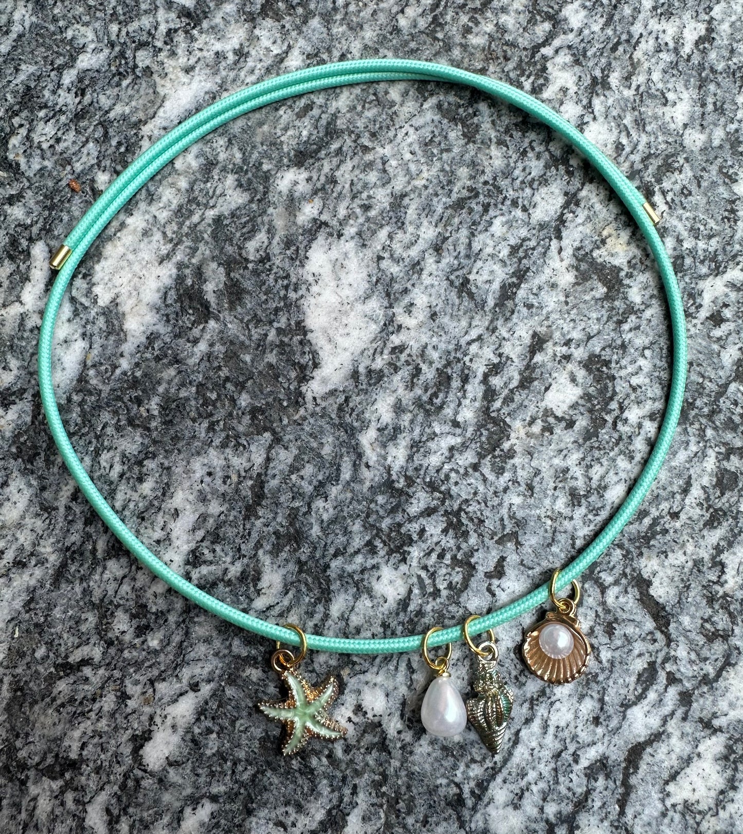 Choker Magnetica